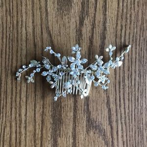 Bridal hair comb